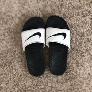 Nike leather logo strap slides